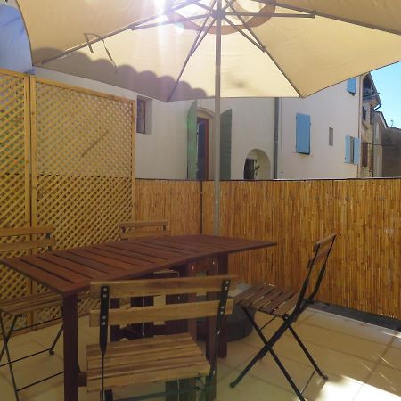 Appartement Centre Historique Avec Terrasse Au Porte De La Camargue Saint-Gilles  Dış mekan fotoğraf